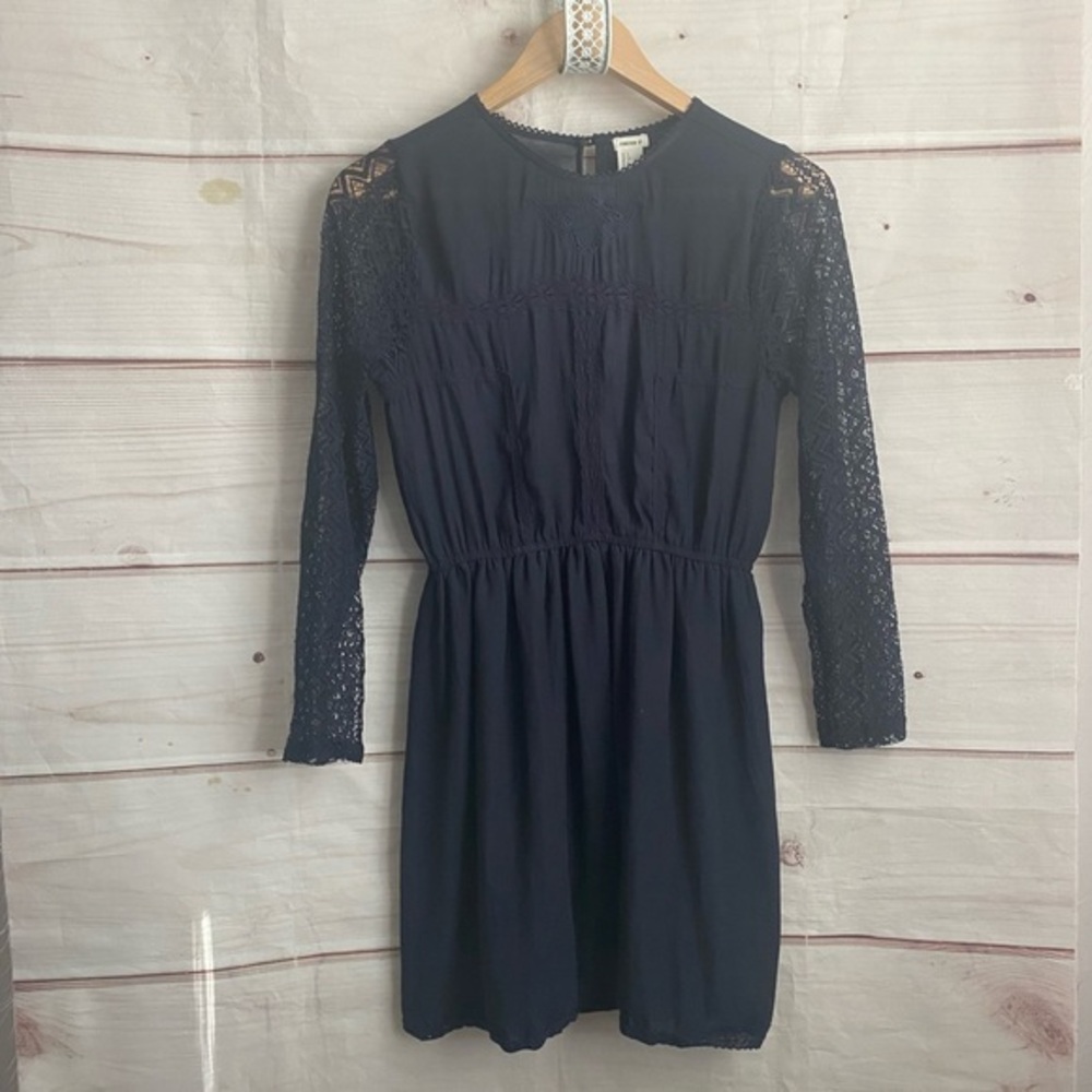 Forever 21 Lace trim Dress